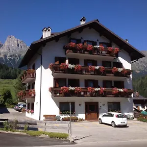 https://garni-mariolina.hotelinveneto.com
