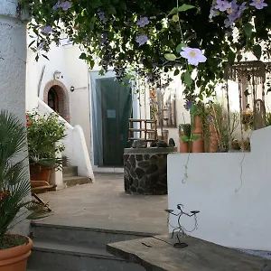 La Lampara Bed & Breakfast