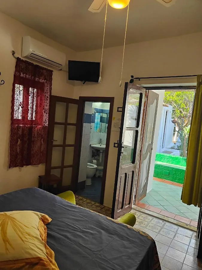Aquilone Residence Stromboli 0*,
