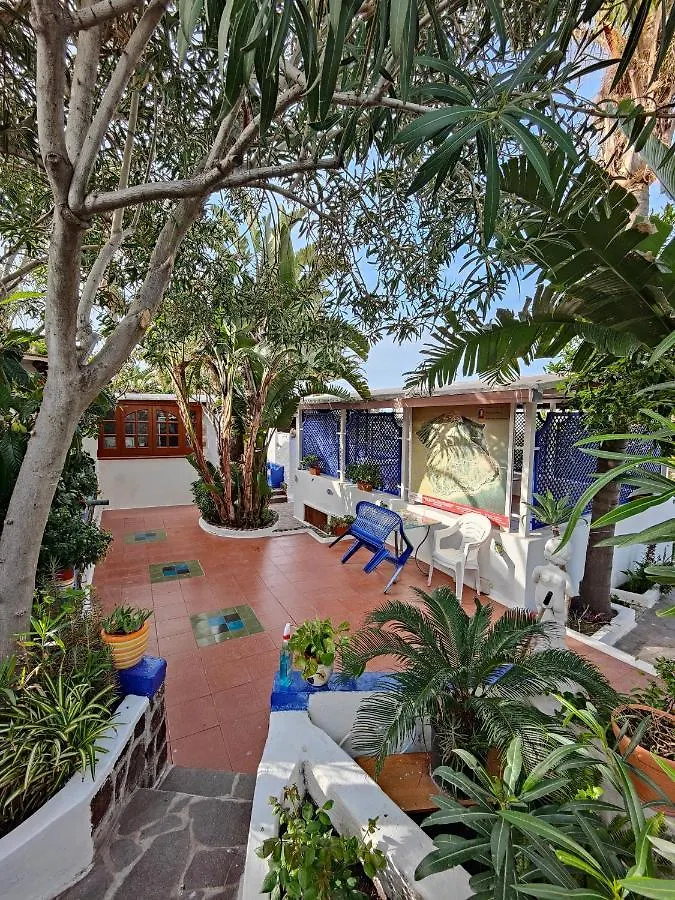 Aquilone Residence Stromboli 0*,