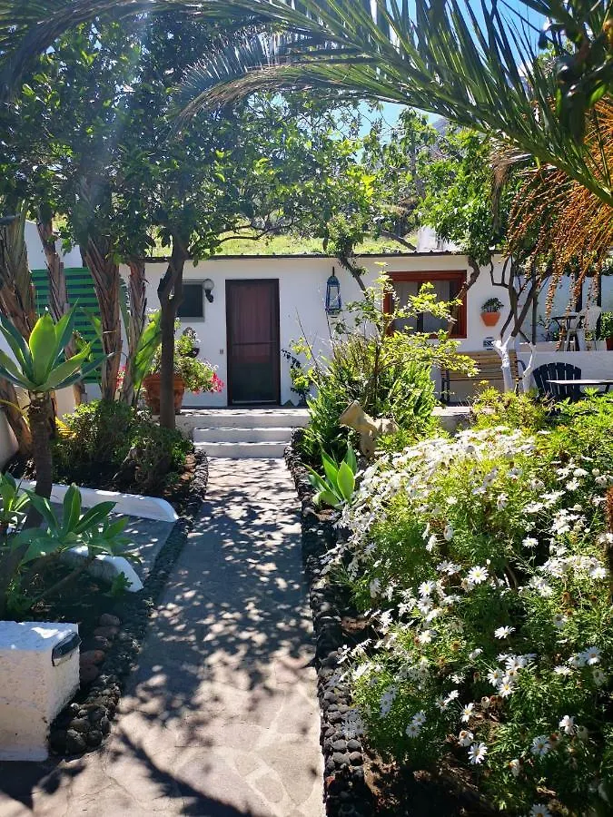 Aquilone Residence Stromboli 0*,